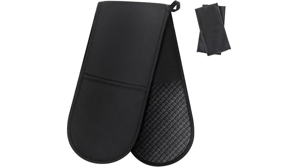 black silicone oven mitts
